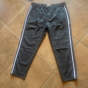 Jack & Jones gray straight leg lounge Pants! 34